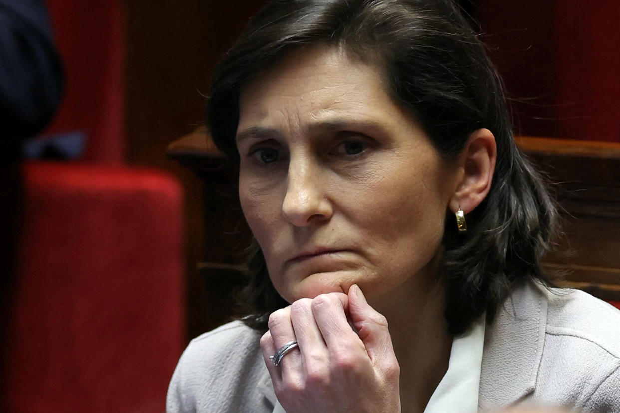 Nouvelle ministre de l'Éducation nationale, Amélie Oudéa-Castéra connait des débuts très difficiles. (Photo Thomas SAMSON / AFP)