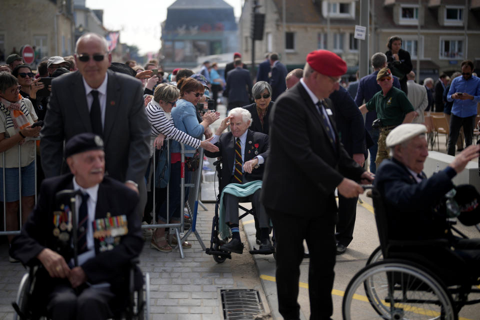 Viele Veteranen - einige über 100 Jahre alt - gaben sich zu den Feierlichkeiten die Ehre (Bild: Christopher Furlong/Getty Images)