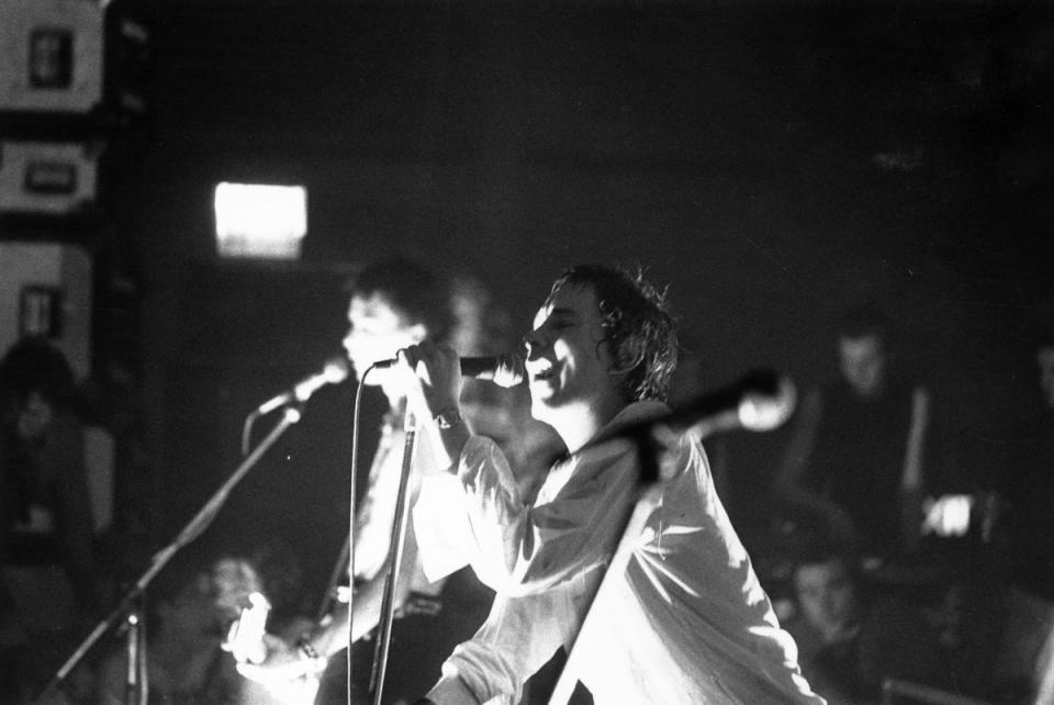The Sex Pistols play Brunel university in 1977 (Getty Images)