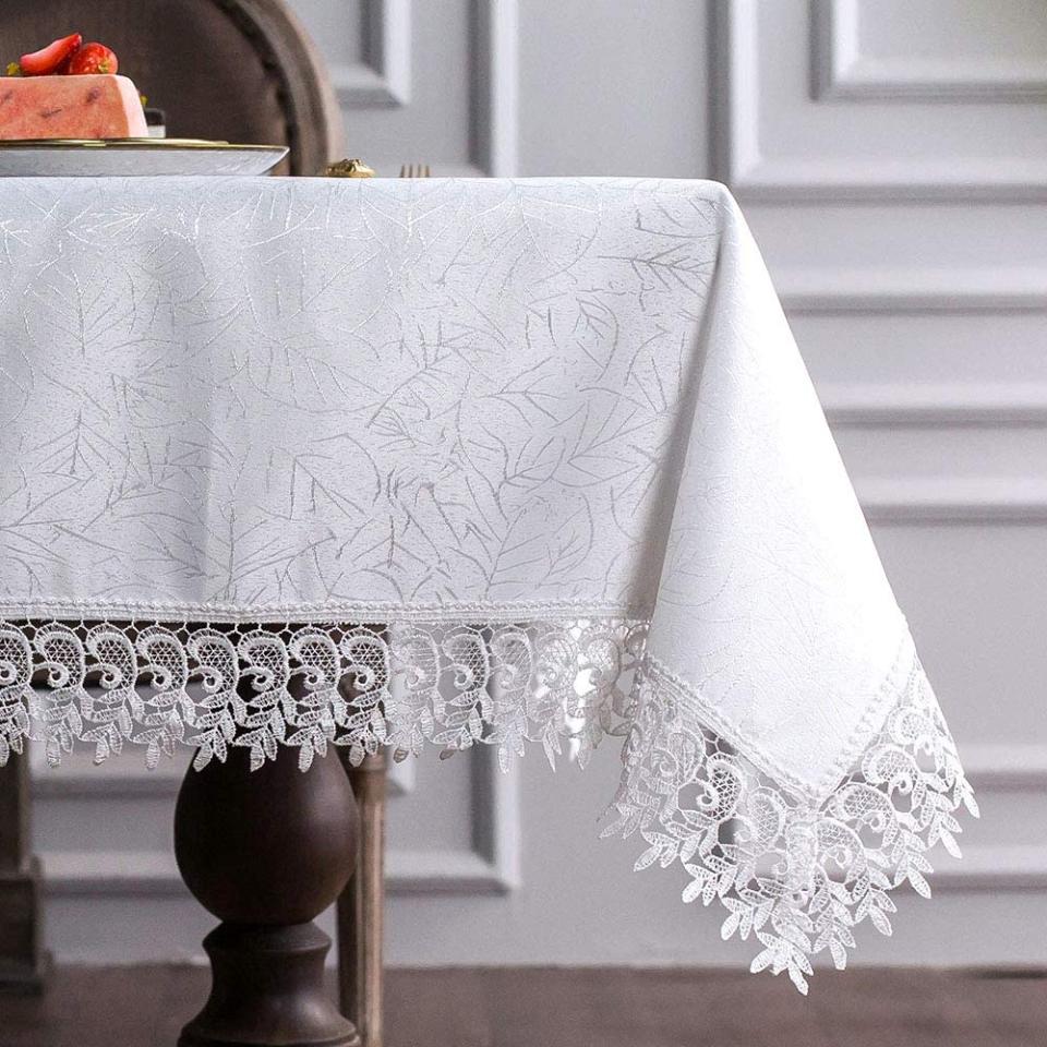 ARTABLE Lace Table Cloths Rectangle Fall Antique Flower Decor Macrame Tablecloth for Outdoor Farmhouse Rustic Kitchen Party Birthday Picni
