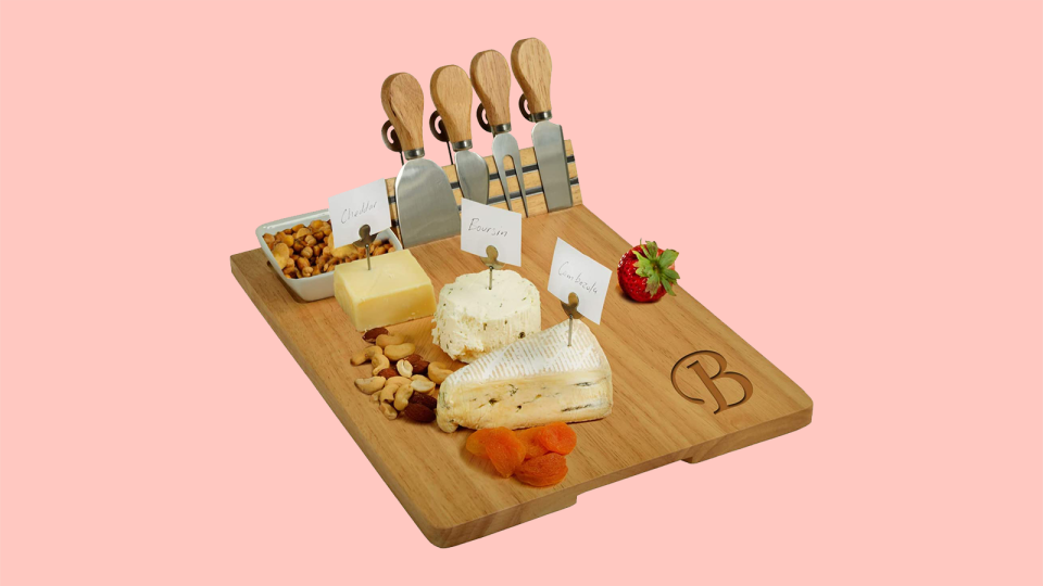 Valentine's Day gifts for her: Personalized charcuterie board