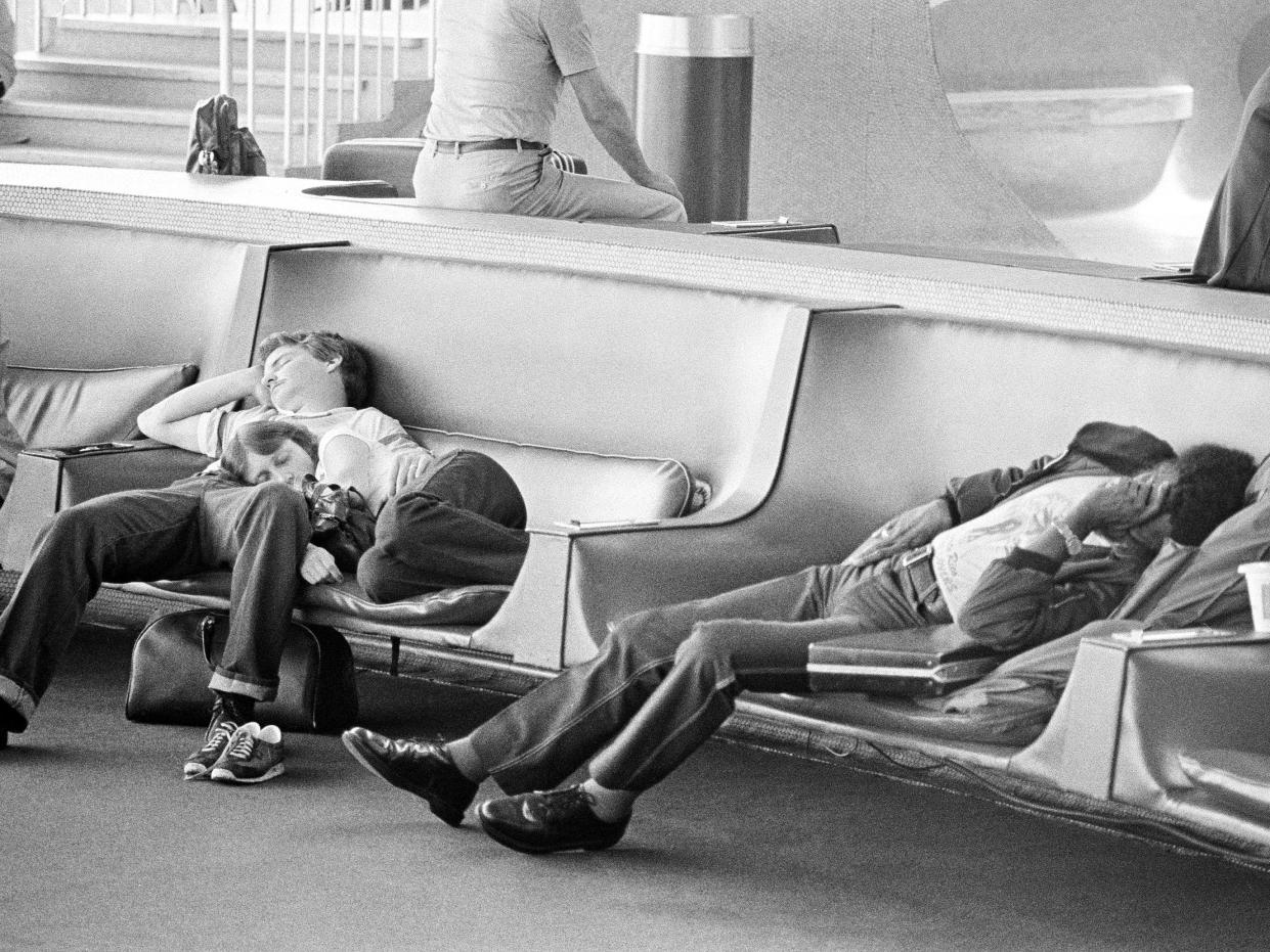 vintage airport delay