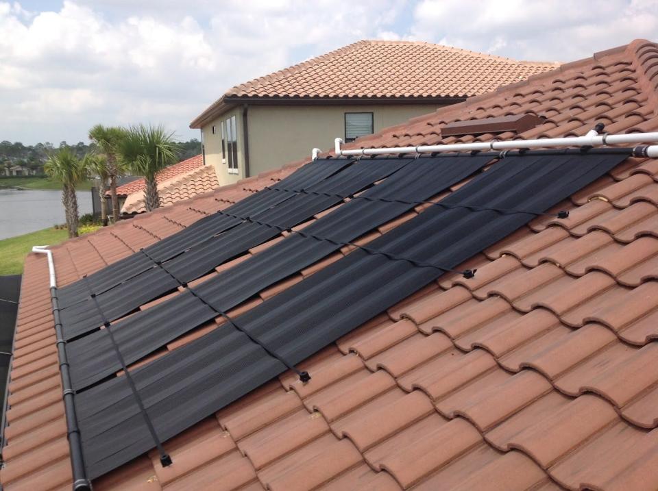 A solar pool heating system in Naples.
