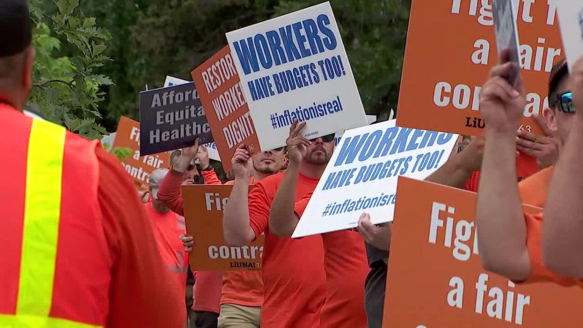 Minneapolis park workers extend strike “indefinitely” and demand negotiations