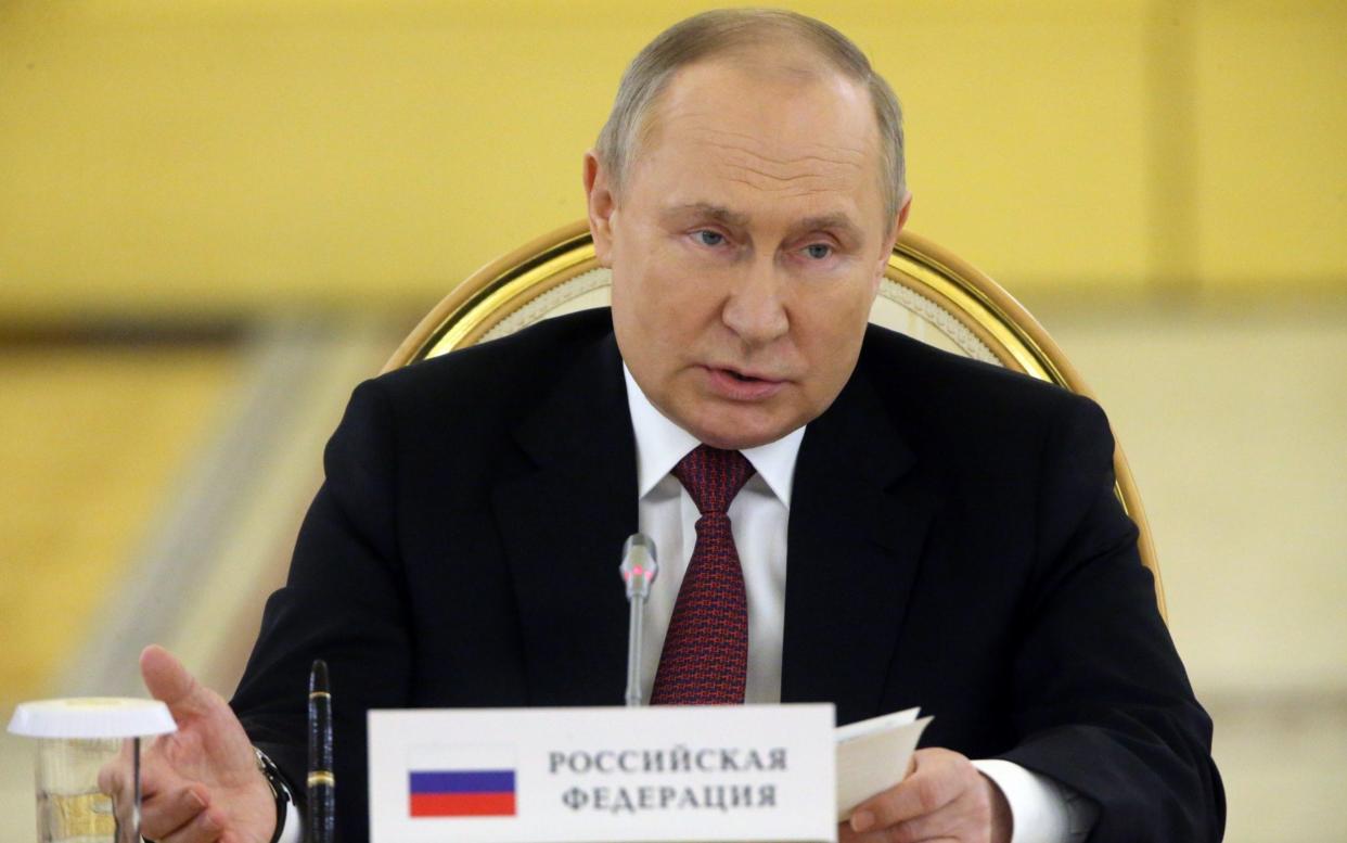 Putin Russia oil imports EU ban sanctions energy Hungary - Contributor/Getty Images)