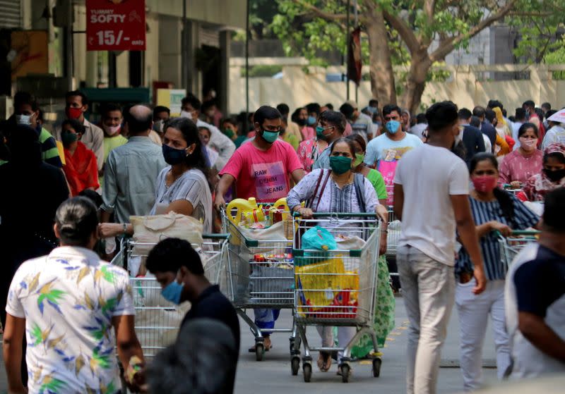 FILE PHOTO: Spread of the coronavirus disease (COVID-19) in Mumbai