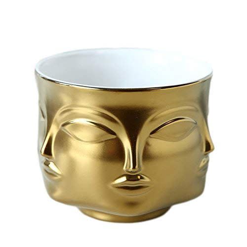 10) Gold Face Planter