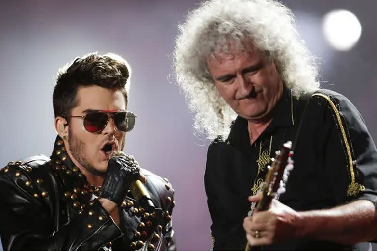 Queen y Adam Lambert hicieron una reversión del clásico "We are the champions"