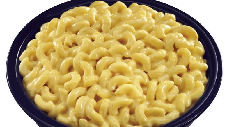 Mac and cheese black cup