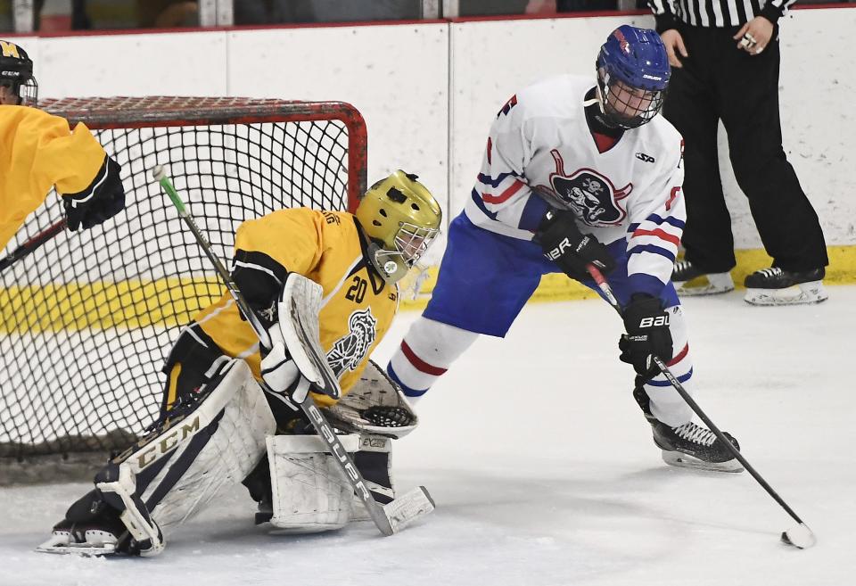 Hunter McDonald, right, played his junior season with Fairport High.