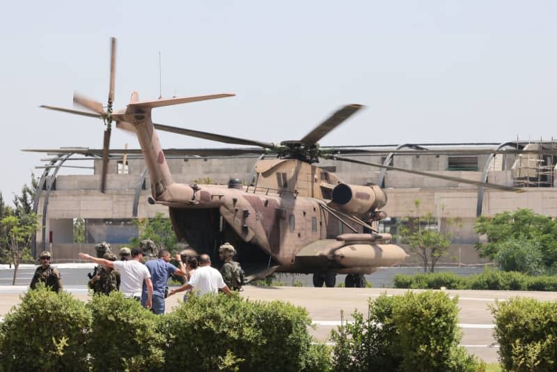 A helicopter carrying the rescued Israeli hostages who were kidnapped by Hamas from the Nova music festival on 7 October, arrives at the Sheba Medical center in Ramat Gan. The Israel Defense Forces (IDF) said on Saturday that it had rescued four Israeli hostages in a "complex special daytime operation" in Nuseirat, a refugee camp in the central Gaza Strip. Ilia Yefimovich/dpa