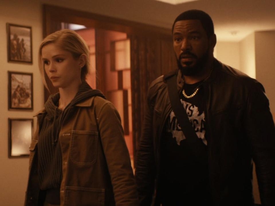Erin Moriarty as Annie and Laz Alonso as Mother's Milk in season three, episode six of "The Boys."