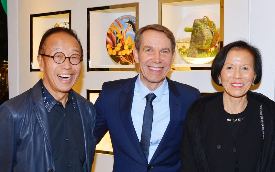 Ong Beng Seng, Jeff Koons, Christina Ong