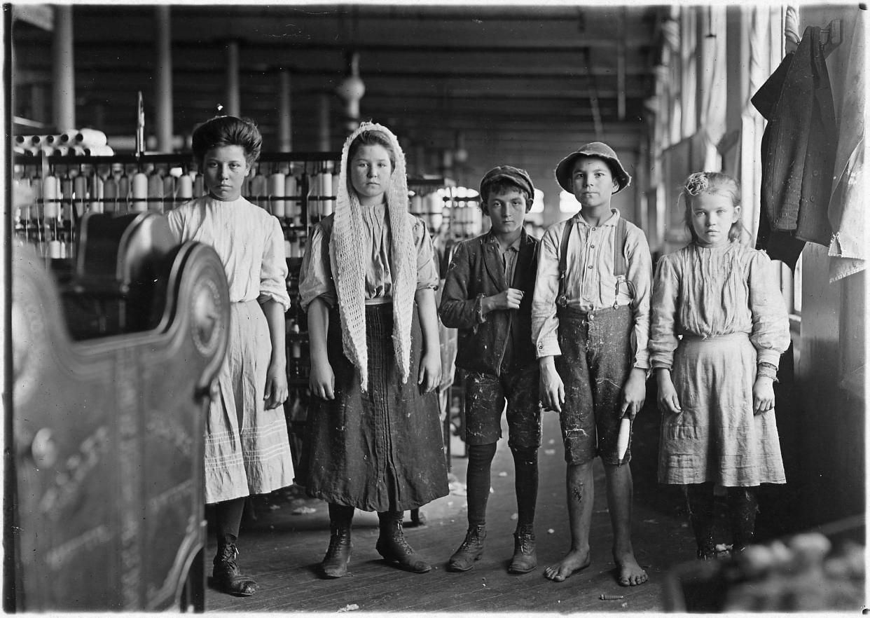 Spinners and doffers in Lancaster Cotton Mills. Dozens of them in this mill. Lancaster, S.C.