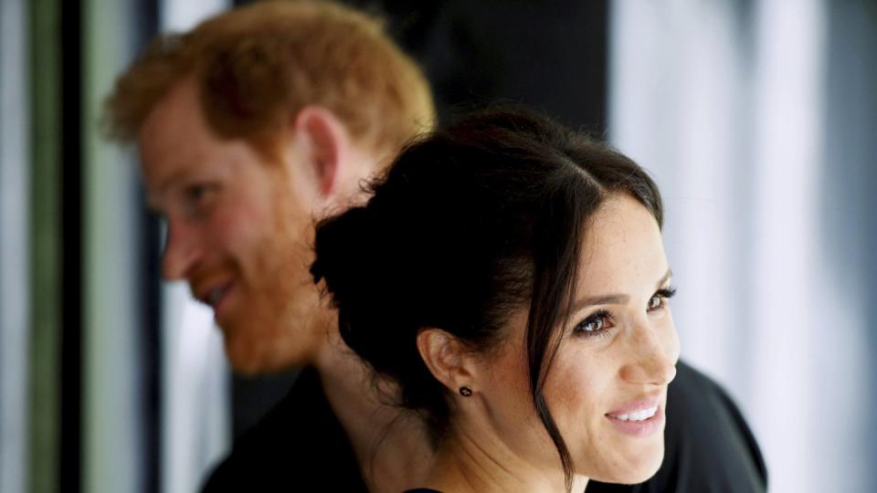 Herzogin Meghan und Prinz Harry beim Besuch einer Kiwi-Zuchtstation in Rainbow Springs. Foto: Phil Nobel