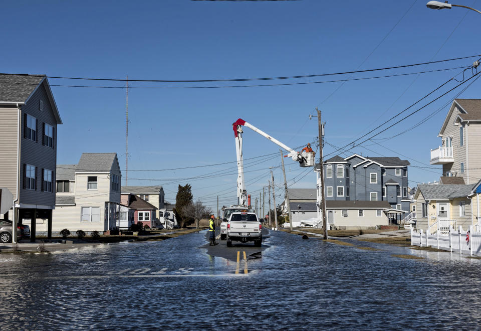 Huge Snow Storm Slams Into Mid Atlantic States (Andrew Renneisen / Getty Images file)