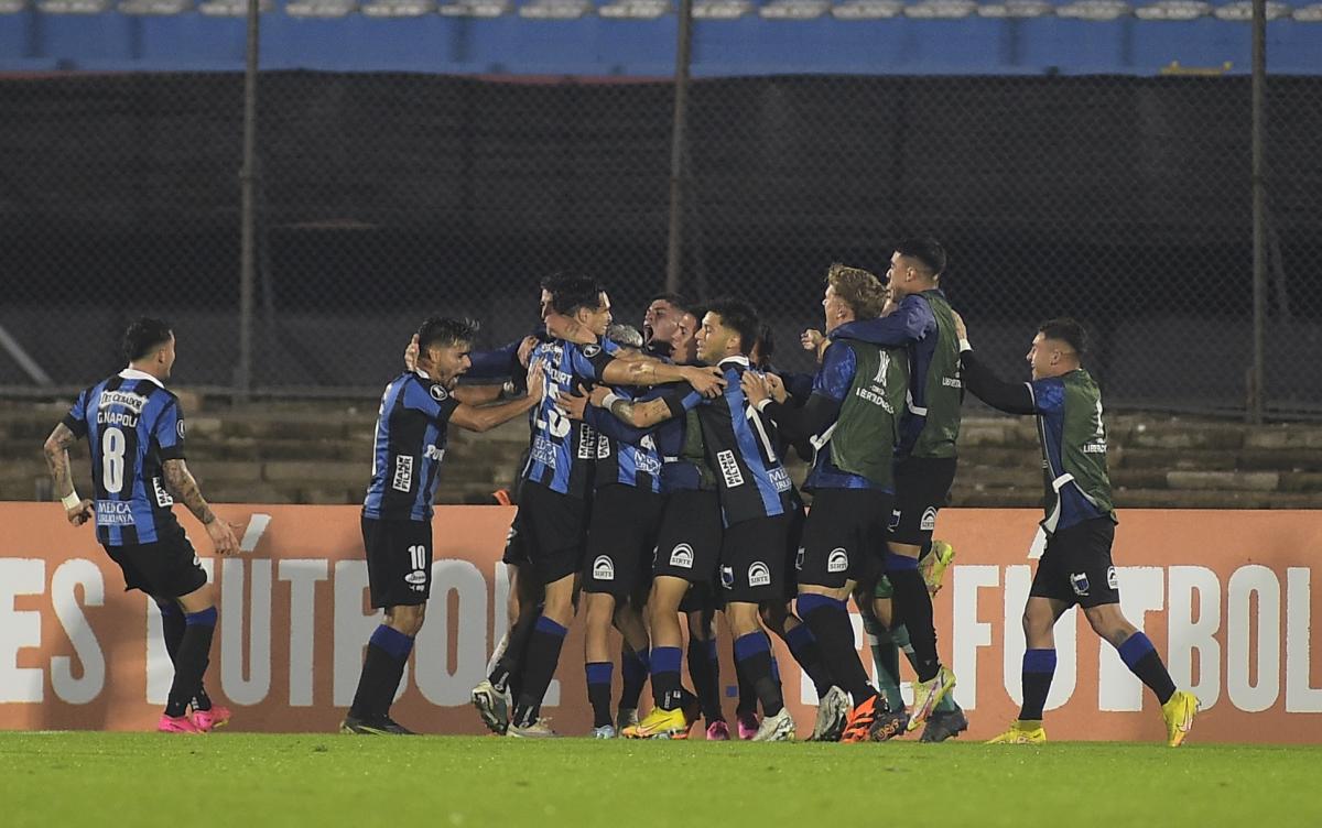 Gana Liverpool torneo Clausura del fútbol de Uruguay - Prensa Latina