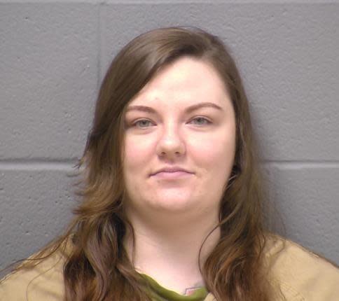 Bobbie Ollom, mugshot via Will County Jail