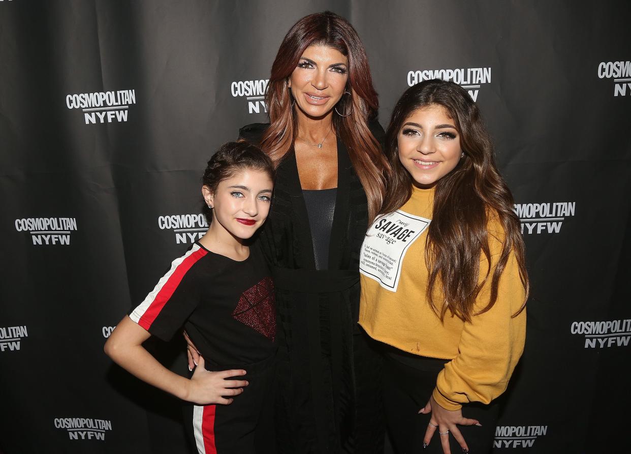 Teresa Giudice poses with her daughters