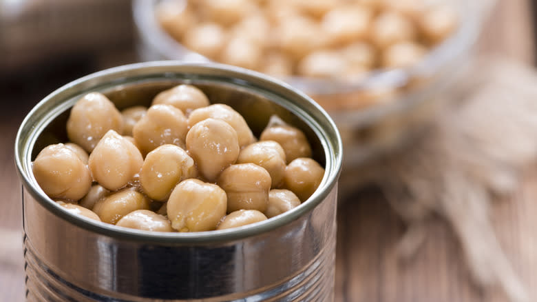 open can of chickpeas