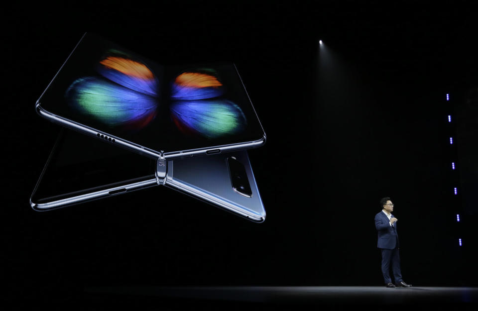 In another blow to Samsung's Galaxy Fold, Best Buy announced that it'scanceling all current Galaxy Fold pre-orders