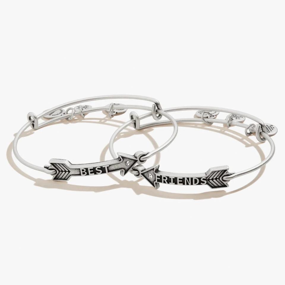 silver bracelets with arrows that read "best" and "friends"