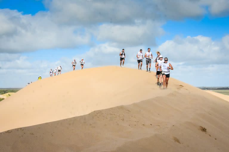 Valeria y más de 800 personas participaron de los 10 K en Pinamar