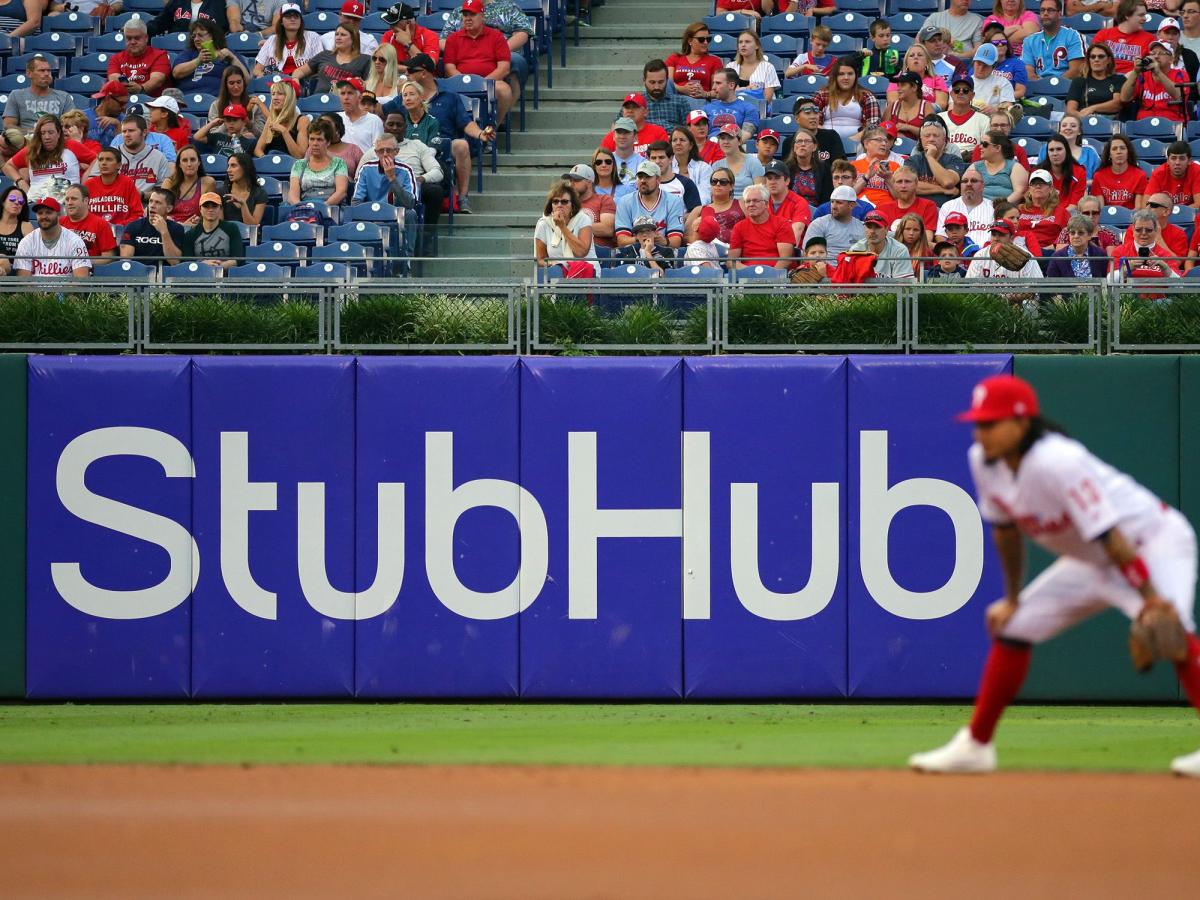 Vivid Seats vs. StubHub: Which is Better for Tickets?