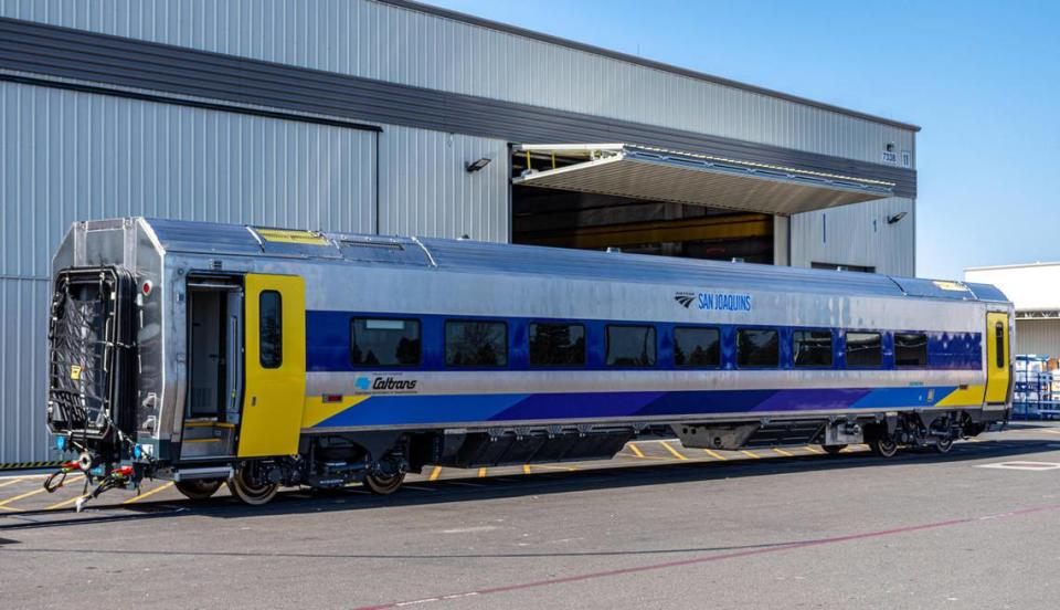 Release of the new Siemens Venture train cars, assembled at Siemens’ Sacramento plant for Caltrans, has been delayed after tests revealed excessive lead in restroom water supplies.