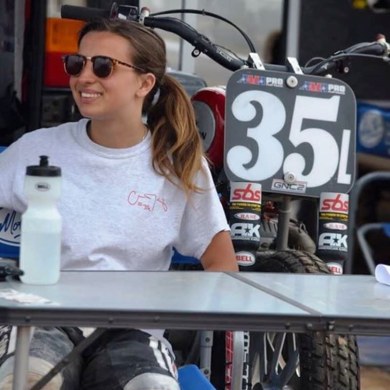 charlottekainz Sitting in the Oklahoma heat, but the fans made it worth it. Even after a bad day on the track, talking to people about motorcycles puts a smile on my face