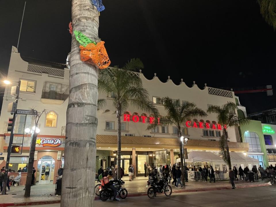 Tijuana de noche.