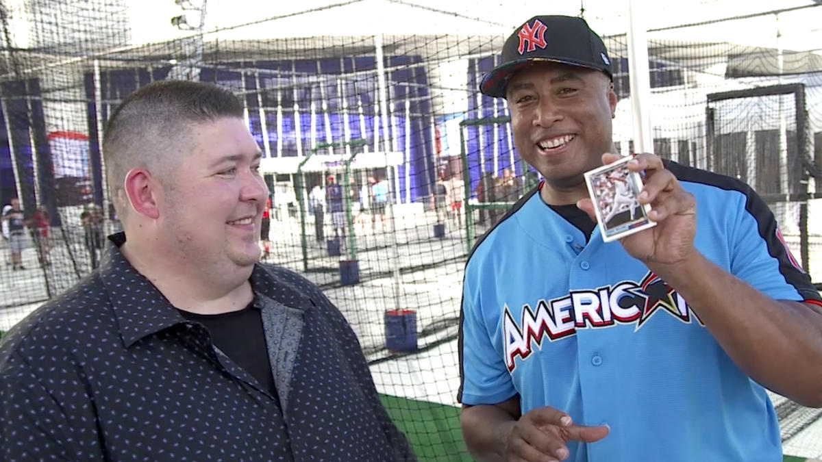 Bernie Williams pulls off a first on this week's episode of 25-Year-Old  Baseball Cards