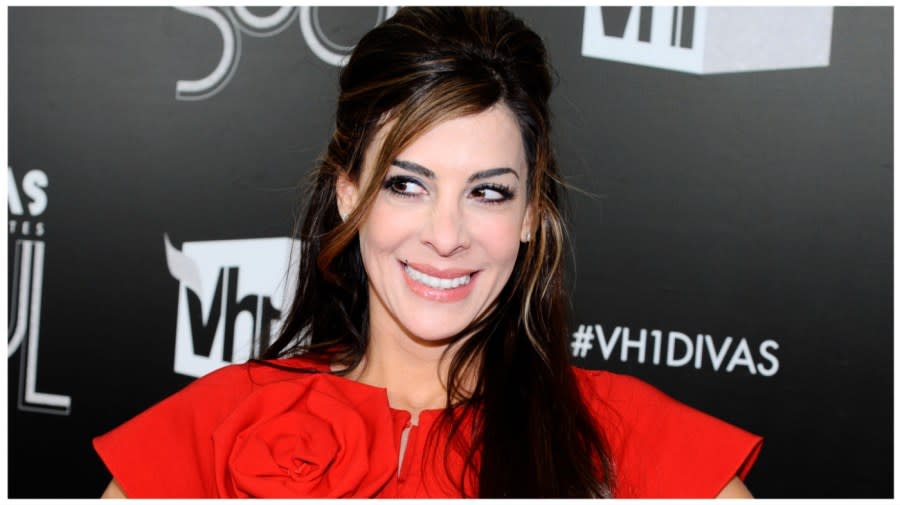 Siggy Flicker arrives at “Vh1 Divas Celebrates Soul” on Sunday, Dec. 18, 2011 in New York. (AP Photo/Charles Sykes)