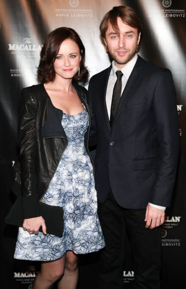 NEW YORK, NY - OCTOBER 10: (L-R) Alexis Bledel and Vincent Kartheiser attend The Macallan Masters Of Photography Series at The Bowery Hotel on October 10, 2012 in New York City. (Photo by Astrid Stawiarz/Getty Images)<p><a href="https://www.gettyimages.com/detail/153895094" rel="nofollow noopener" target="_blank" data-ylk="slk:Astrid Stawiarz/Getty Images;elm:context_link;itc:0;sec:content-canvas" class="link ">Astrid Stawiarz/Getty Images</a></p>