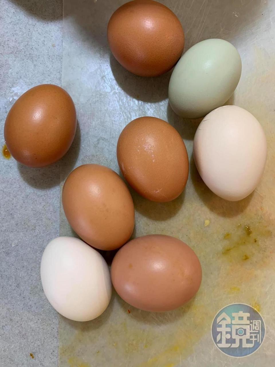 準備雞蛋8顆。