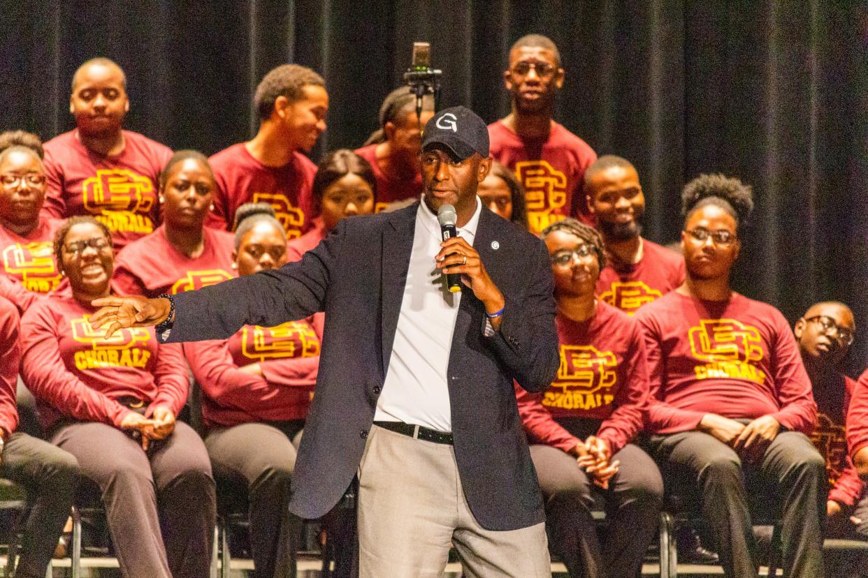 Andrew Gillum speaking at Bethune-Cookman University in 2018.