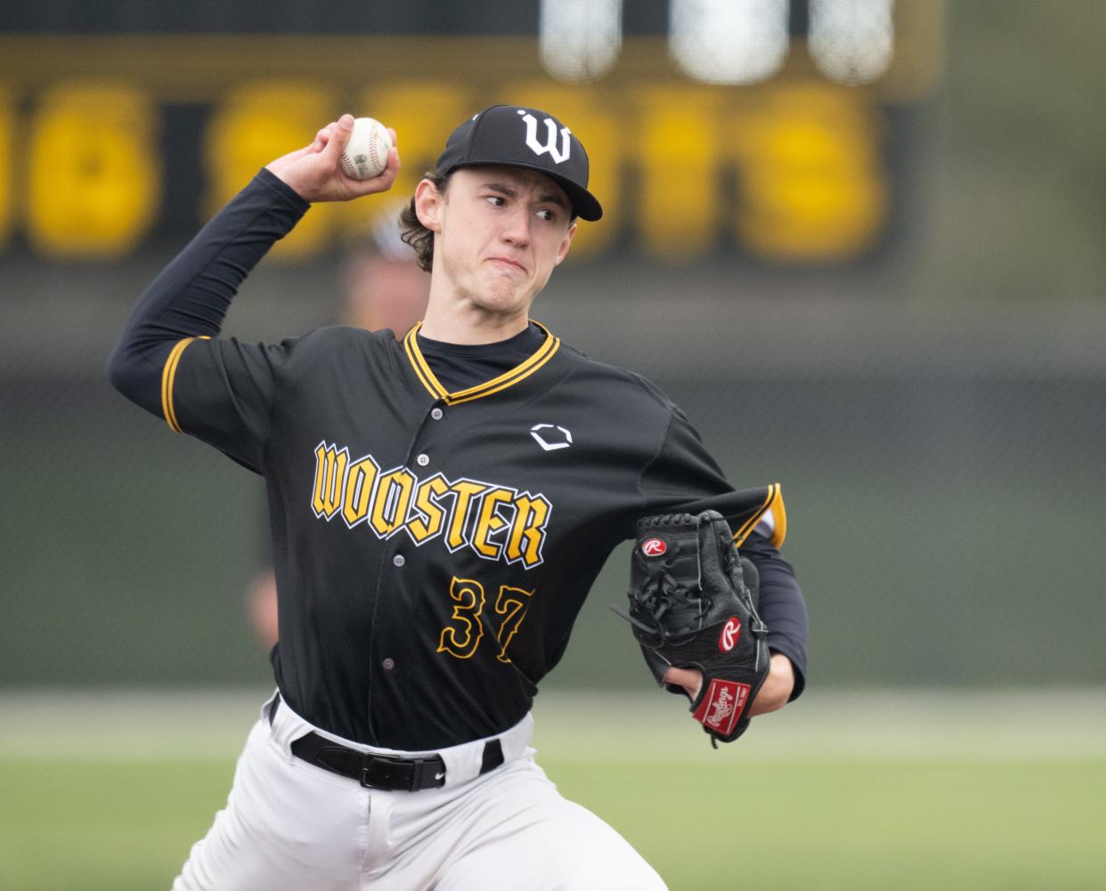 Noah Kasper delivers against John Carroll.