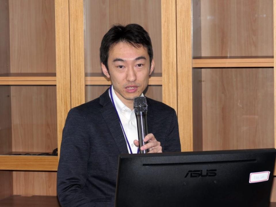 《圖說》日本東京工業大學助理教授Takashi Tomura，發表專題演講。〈龍華科大提供〉
