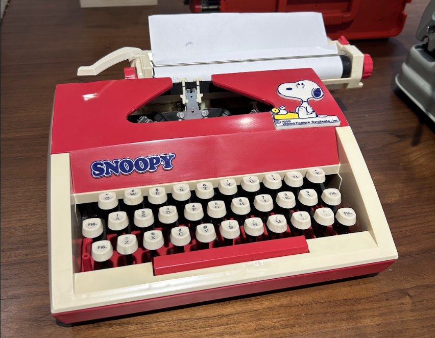 snoopy toy typewriter japan