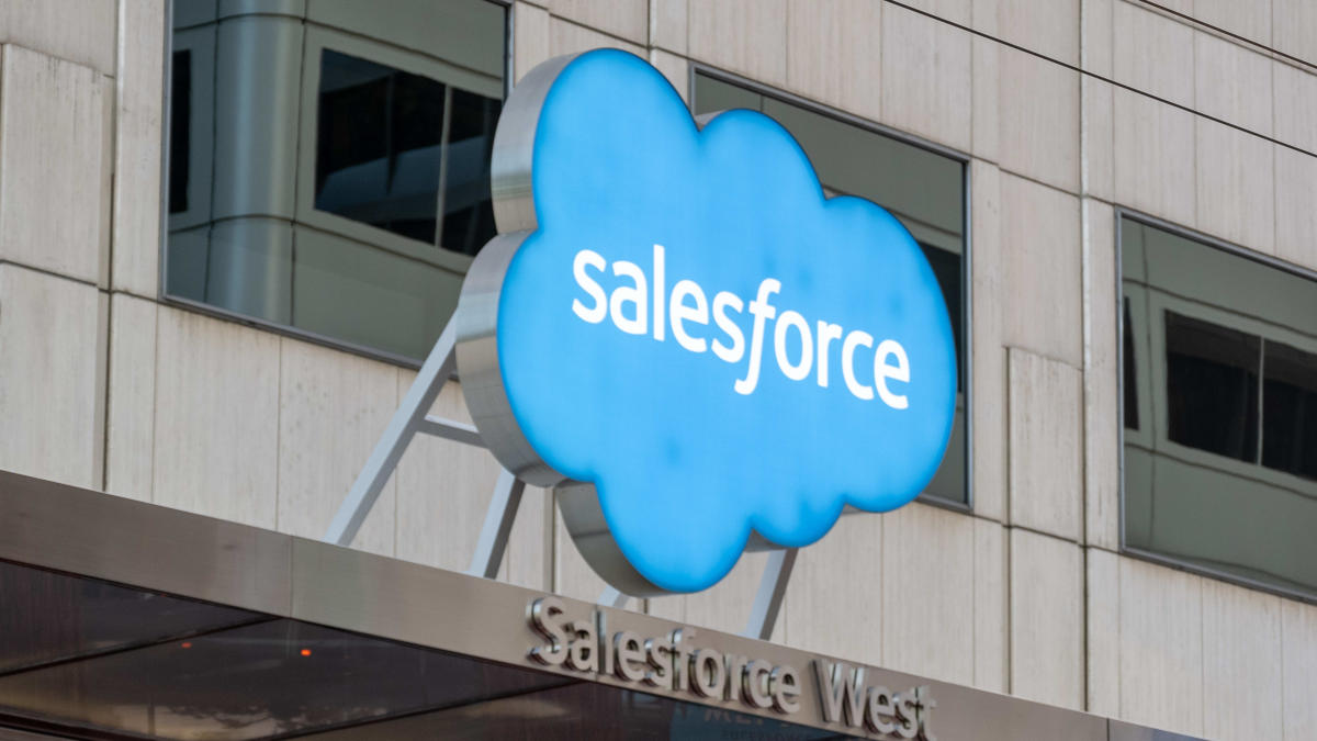 Salesforce needs to get back into the M&A business, says analyst