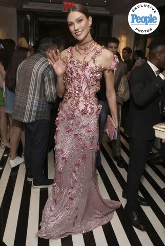 <p>Todd Williamson</p> Karlie Kloss at The Mark Hotel following the 2024 Met Gala