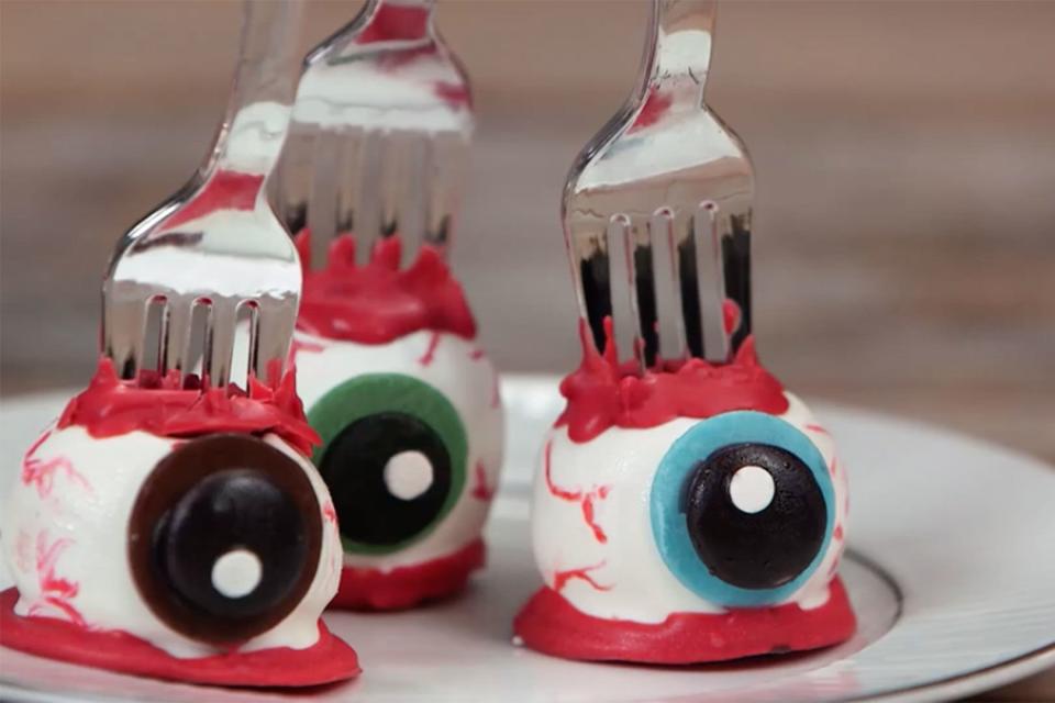 Eyeball Cake Balls