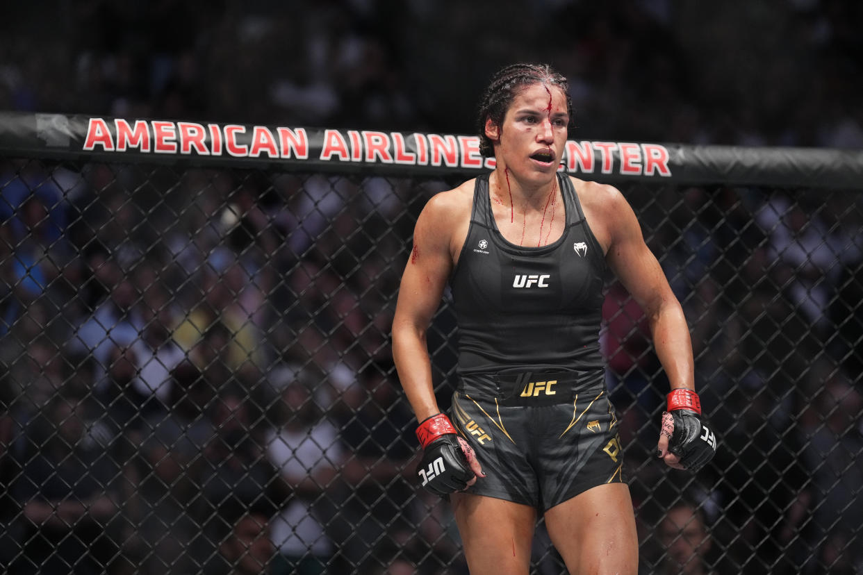 Julianna Peña broke her ribs, and will miss next month's scheduled bantamweight title bout against Amanda Nunes Canada. (Chris Unger/Zuffa LLC)