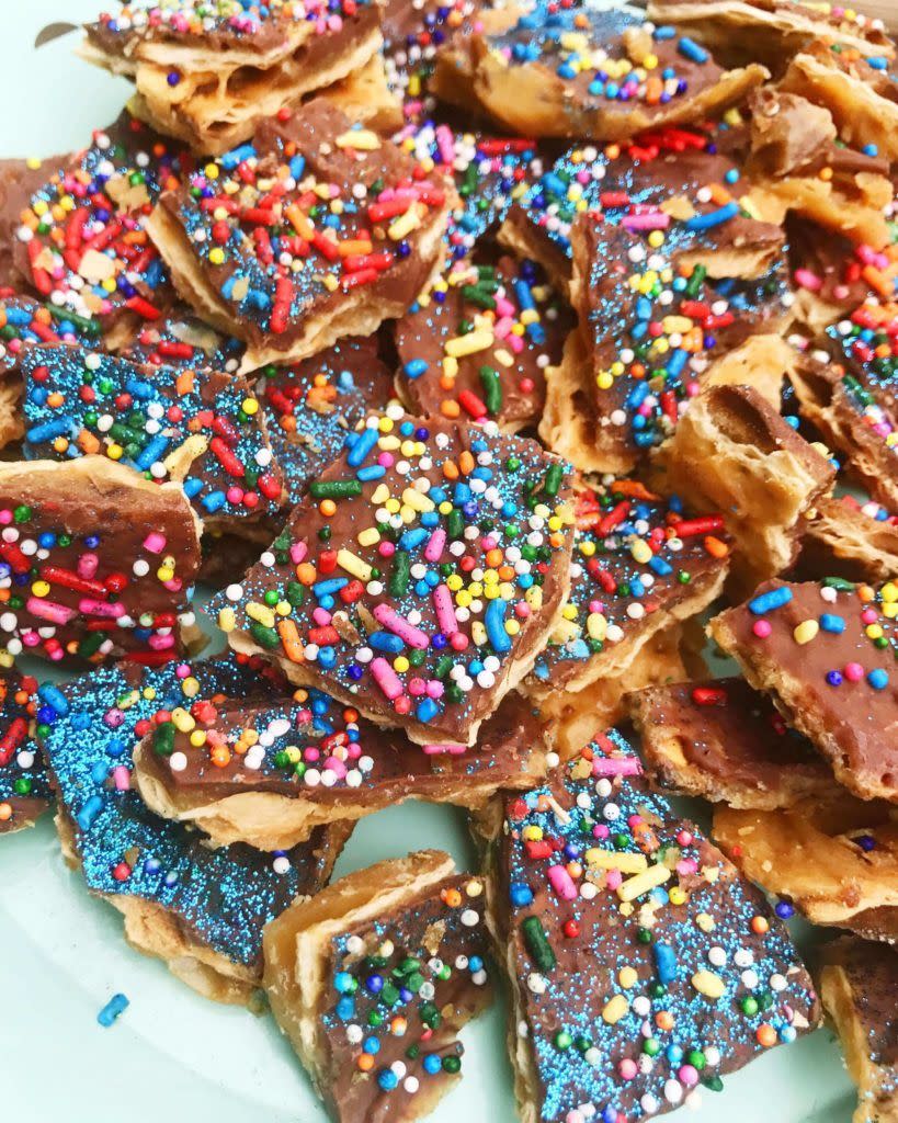 Chocolate Caramel Matzah Crunch