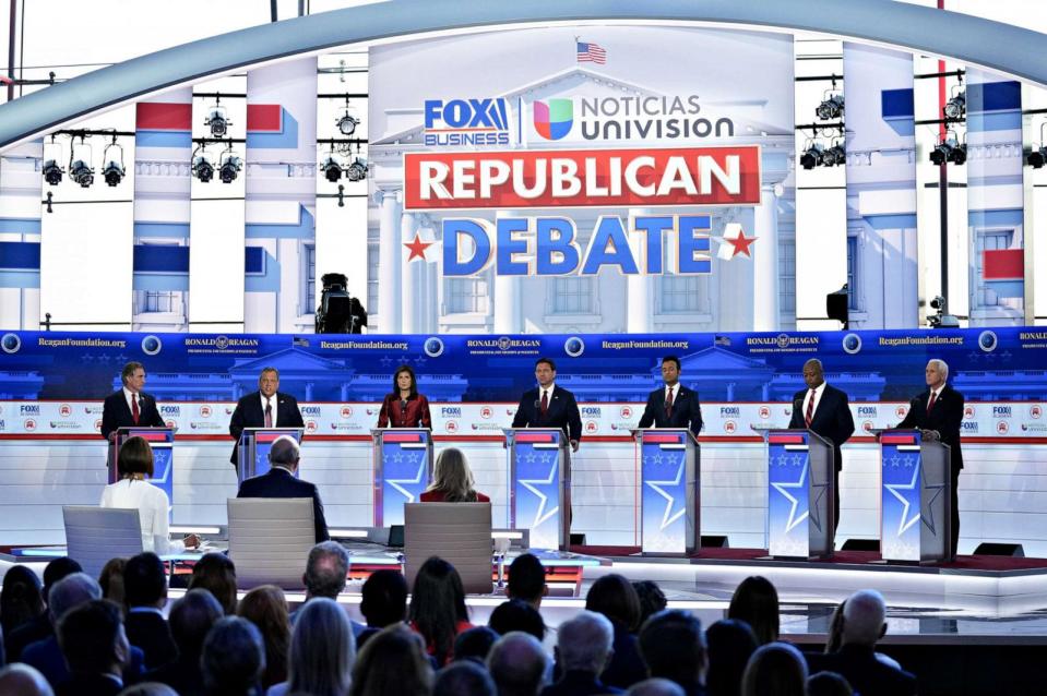 PHOTO: 2024 Republican presidential candidates, from left, Doug Burgum, Chris Christie, Nikki Haley, Ron DeSantis, Vivek Ramaswamy, Senator Tim Scott and former U.S. Vice President Mike Pence during a debate, Sept. 27, 2023, in Simi Valley, Calif. (Eric Thayer/Bloomberg via Getty Images)