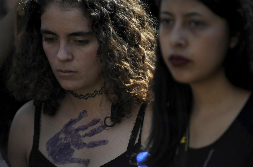 Women in Mexico City take part in October 19 protests.&nbsp;