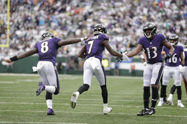 Jets players lined up to get signed jerseys from Lamar Jackson after he  threw five TDs vs. them