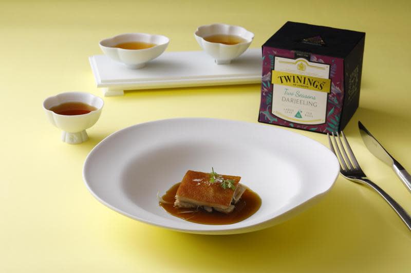 「渥達尼斯磨坊」歐洲菜搭配「Twinings唐寧茶」的西方茶，加上「八方新氣」茶皿瓷器，三方聯手端出餐茶饗宴。（Twinings唐寧茶提供）