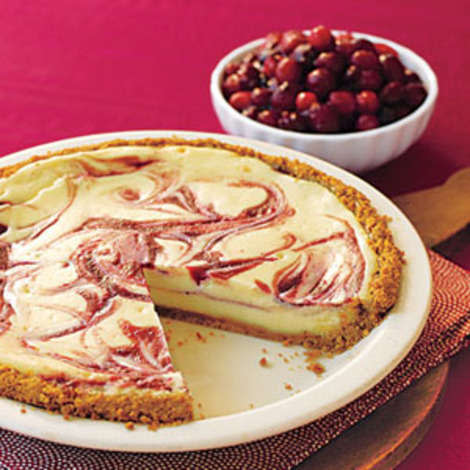 Cranberry Swirl Cheesecake Pie