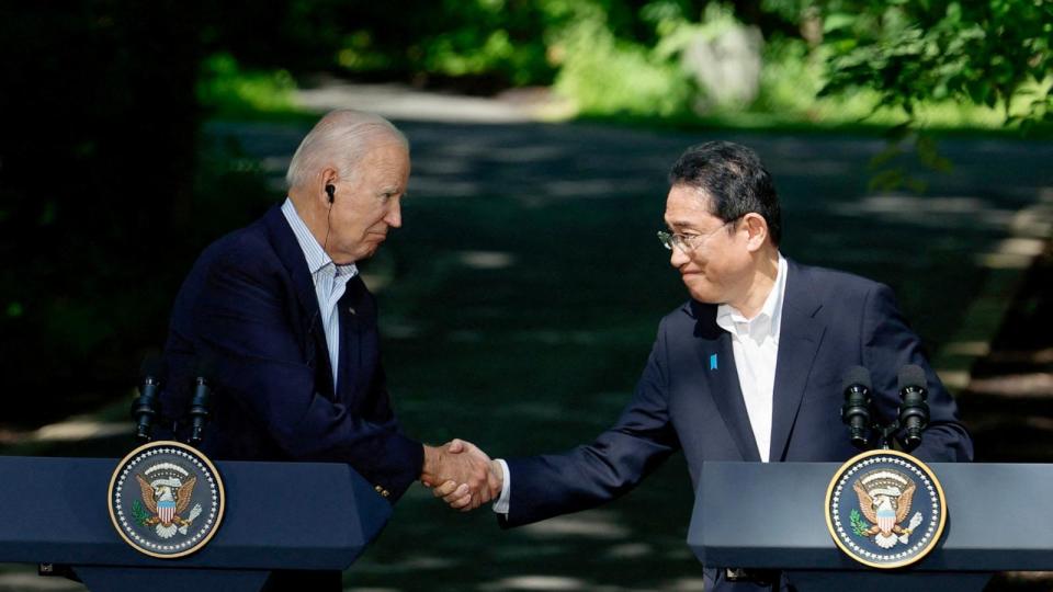 PHOTO: Japanese Prime Minister Fumio Kishida shakes hands with President Joe Biden during a joint press conference at Camp David, August 18, 2023. (Evelyn Hockstein/Reuters, FILE)